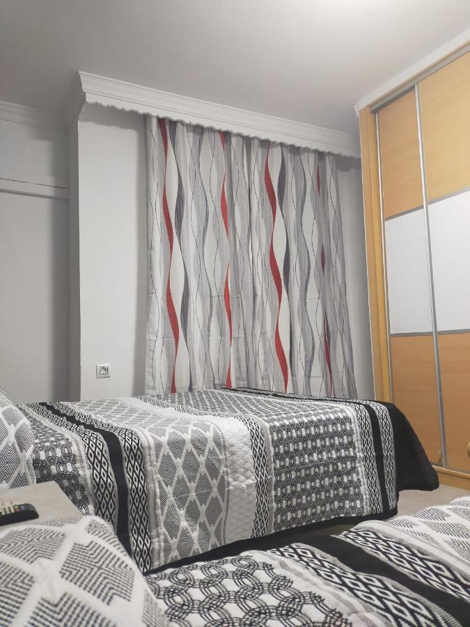 Hostal La Campana La Linea de la Concepcion Luaran gambar